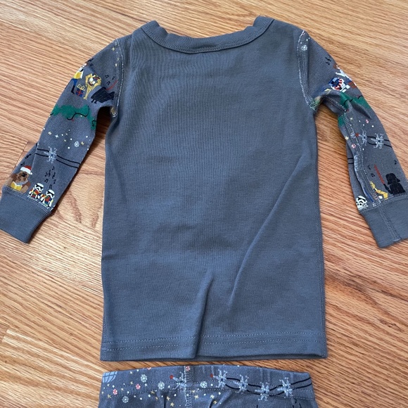 Hanna Andersson Star Wars Holiday Baby Pajamas Sz 6-12M‎ NWT - Picture 9 of 9
